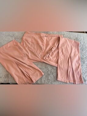 Soft pink yoga pants